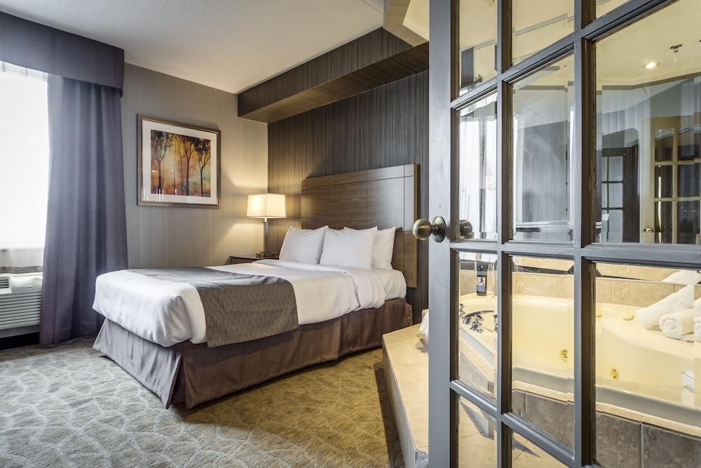 Monte Carlo Inn Airport Suites Мисисага Екстериор снимка