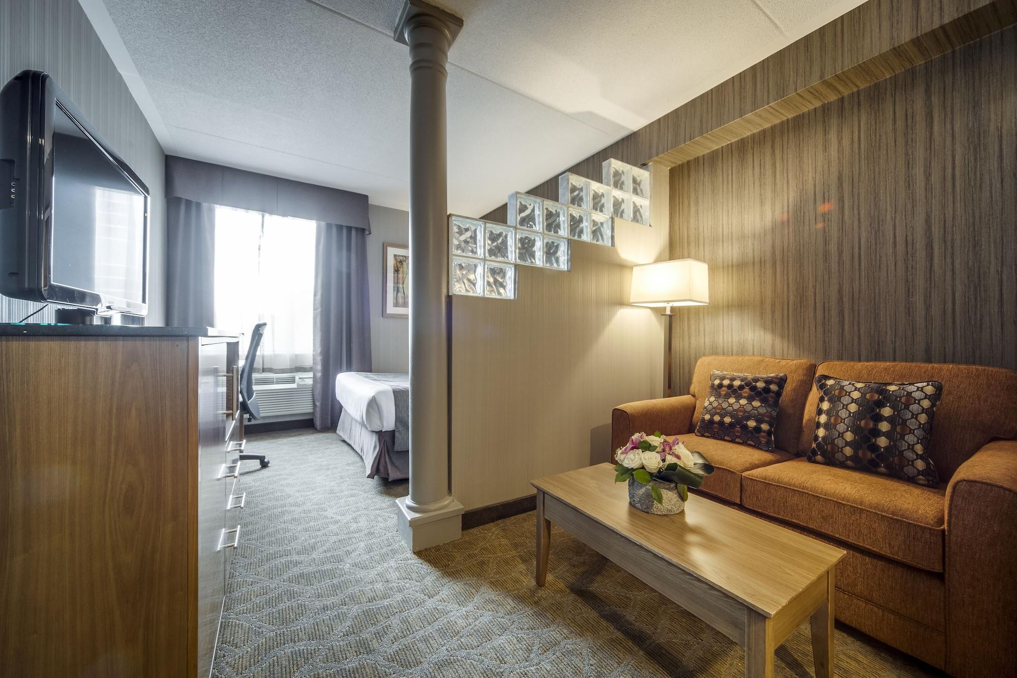 Monte Carlo Inn Airport Suites Мисисага Екстериор снимка