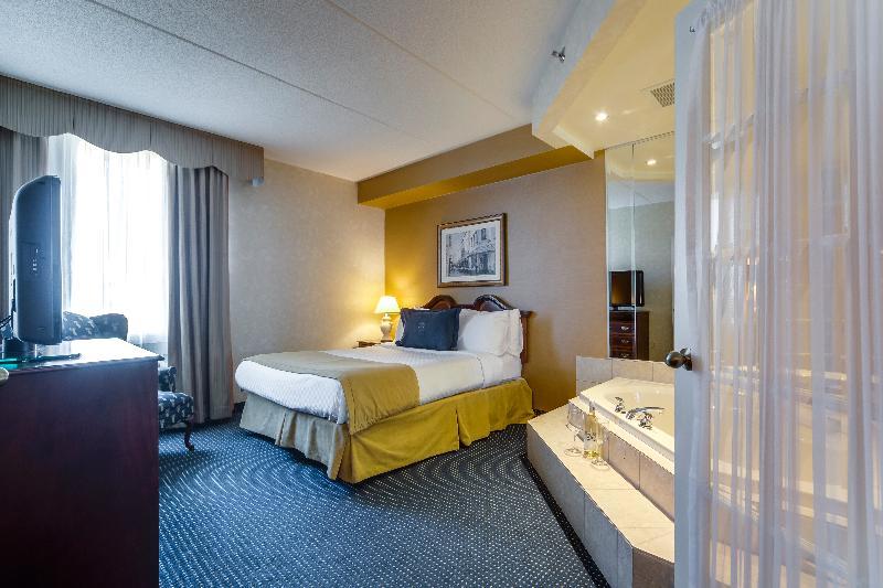 Monte Carlo Inn Airport Suites Мисисага Екстериор снимка