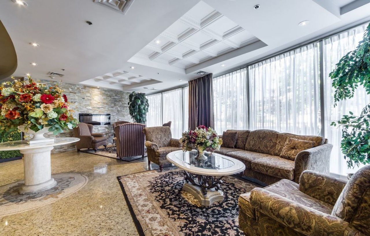 Monte Carlo Inn Airport Suites Мисисага Екстериор снимка